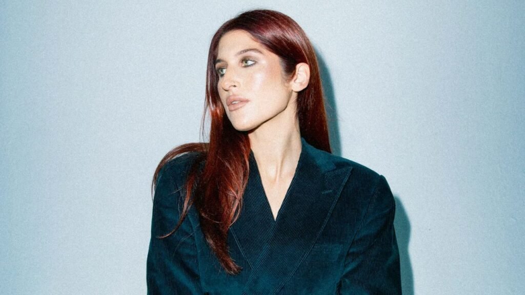 Azzecca, DJ y productora musical.