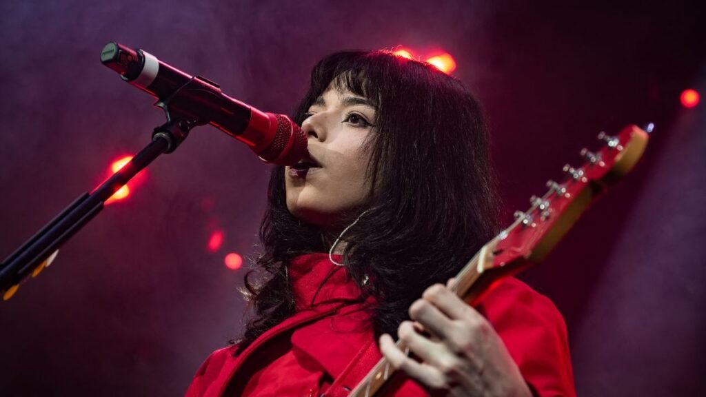 Bratty en el Teatro Metropolitan en 2026.